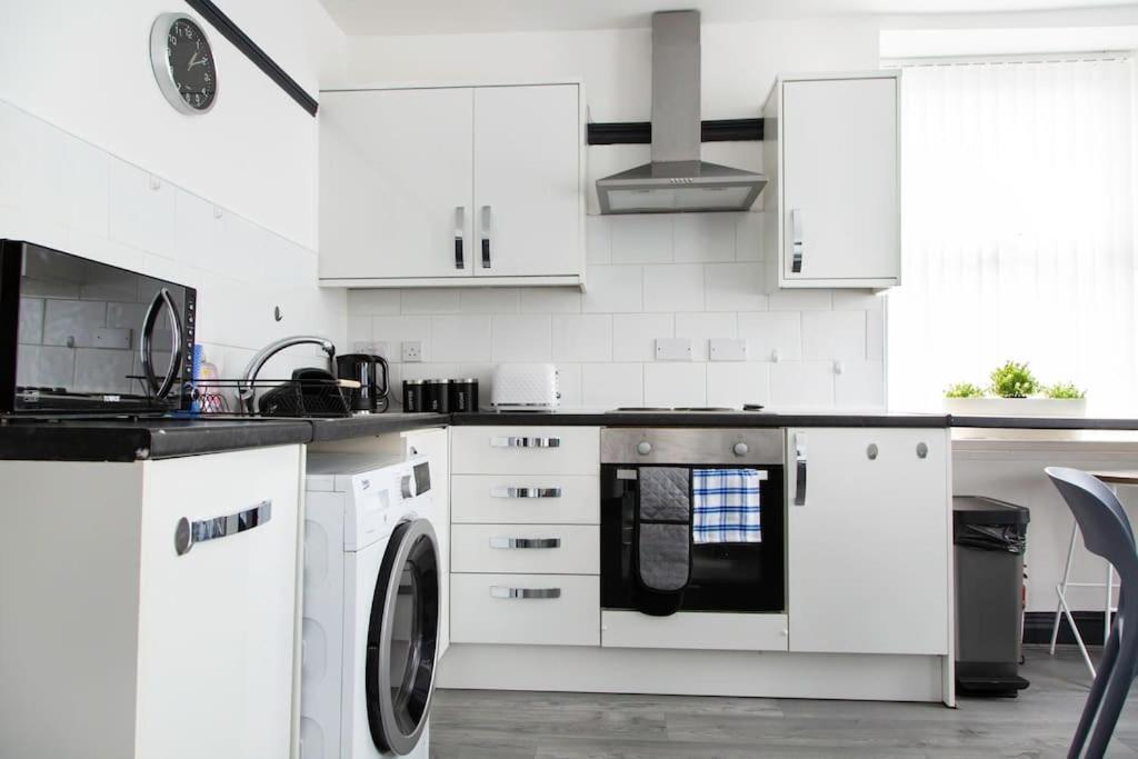 Bootle, Liverpool Modern 1Bed Ft Apartamento Exterior foto